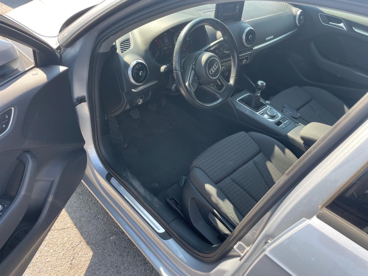 Audi A3 SPB 1.6 TDI Business