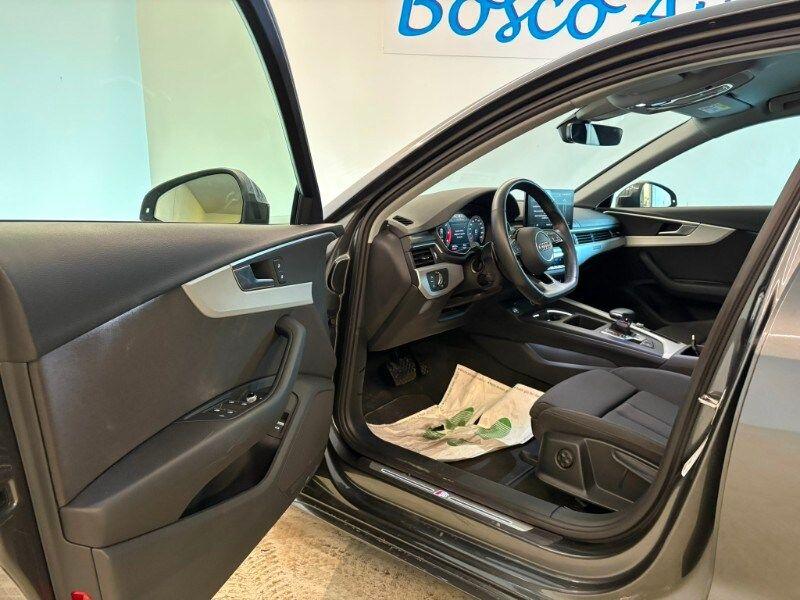 AUDI A4 40 TDI quattro S tronic S line edition