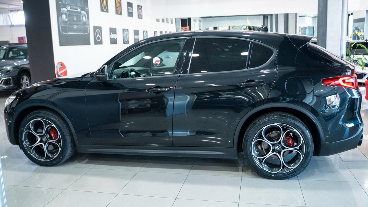 Alfa Romeo Stelvio 2.2 t SPRINT Q4 190 CV AT8 19" XENO NAVI PELLE FULL OPTIONAL
