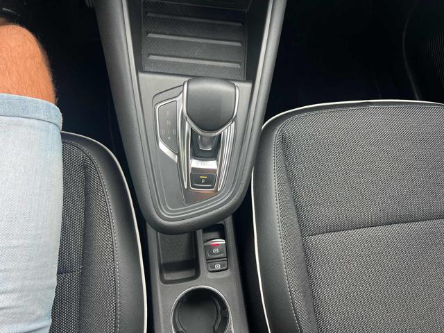 RENAULT Captur Plug-in Hybrid E-Tech 160 CV Initiale Paris