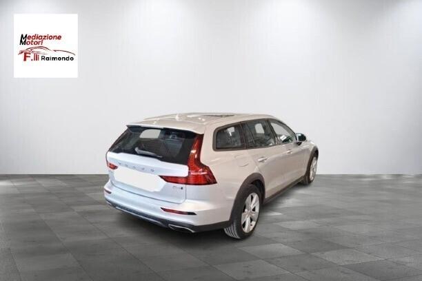 Volvo V60 Cross Country D4 AWD Geartronic Business Plus