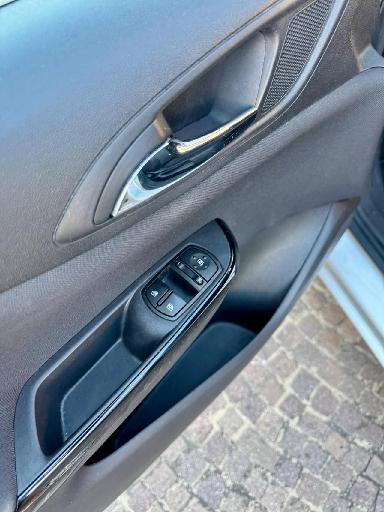 Opel Corsa 1.4 90CV GPL Tech 5 porte Innovation