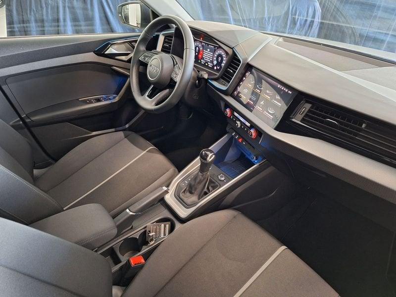 Audi A1 A1 allstreet 30 1.0 tfsi Identity Contrast 116cv s tronic