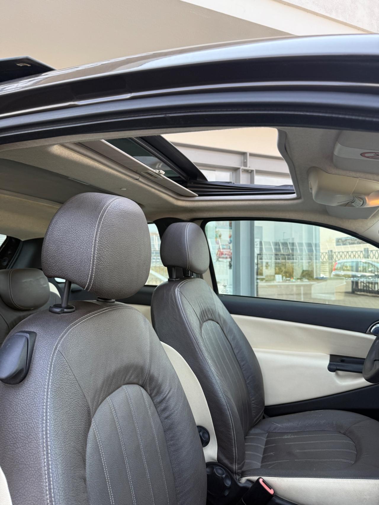 Lancia Ypsilon 1.3 Multijet 16V Platino