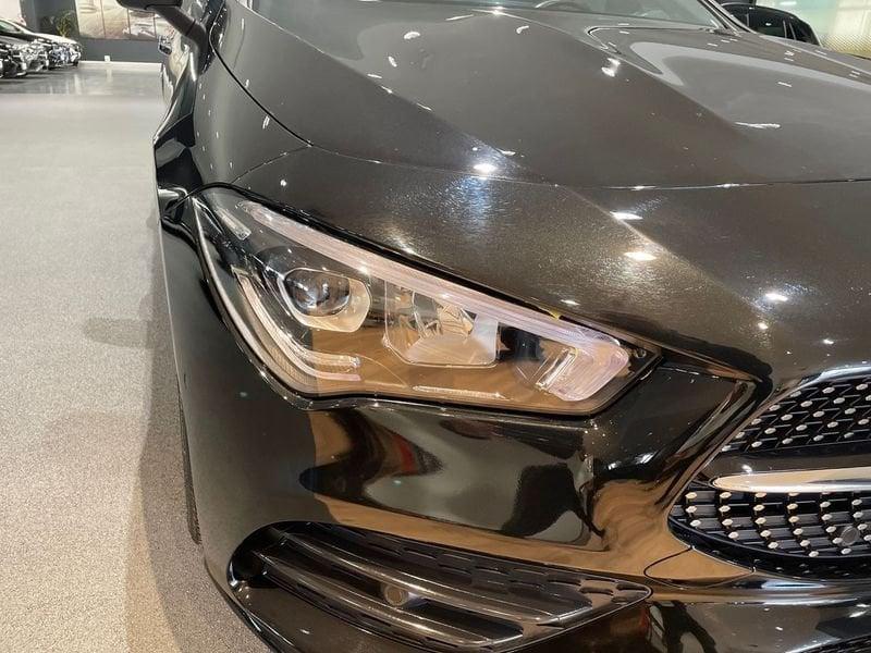 Mercedes-Benz CLA Shooting Brake 200 d Premium auto