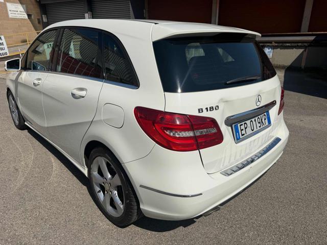 MERCEDES-BENZ B 180 BlueEFFICIENCY Premium senza nessun lavoro da fare