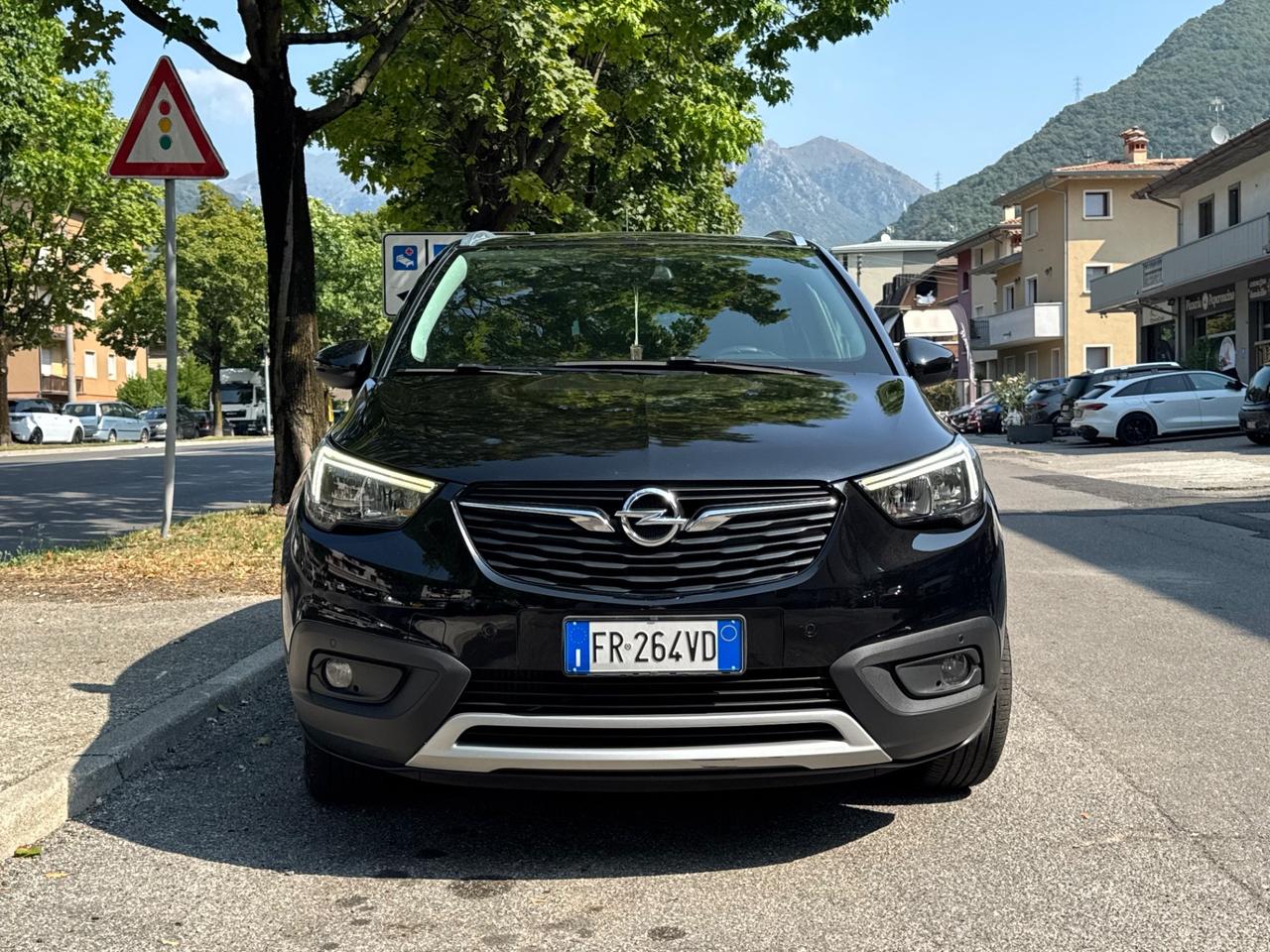 Opel Crossland X TAGLIANDTA - CON SOLI 63.000KM