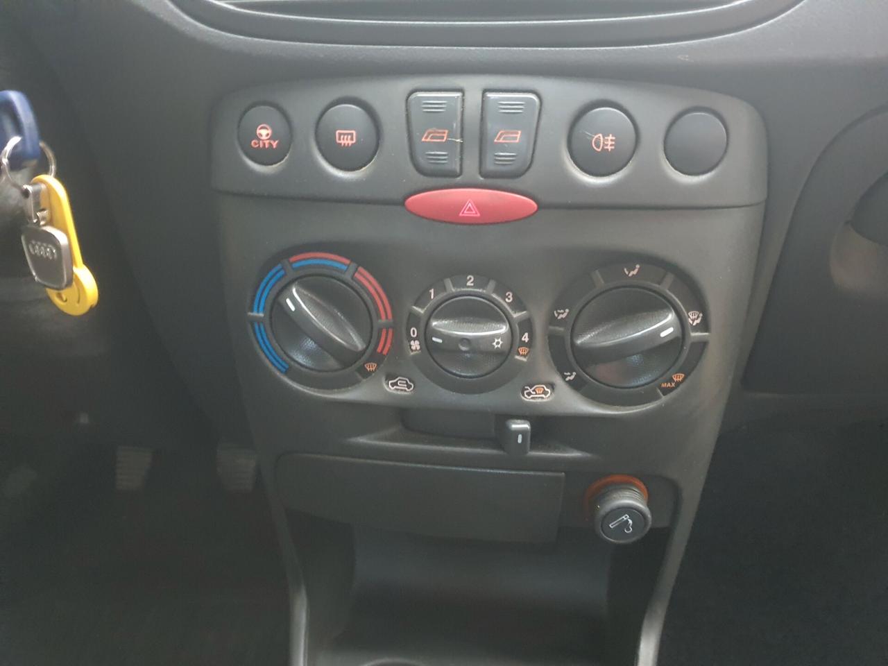 Fiat Punto 1.2 5 porte Active Natural Power