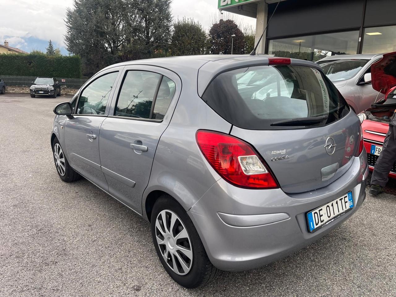Opel Corsa 1.2 5 porte Enjoy