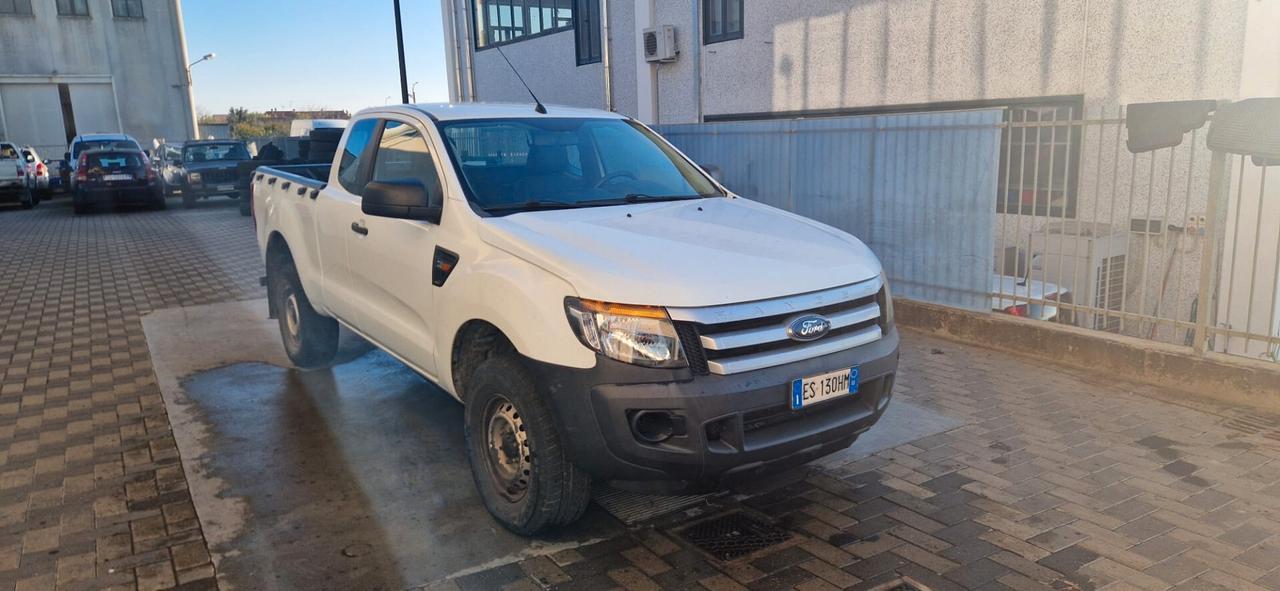 FORD RANGER 2,2 XLT 4 POSTI "problemi al motore"