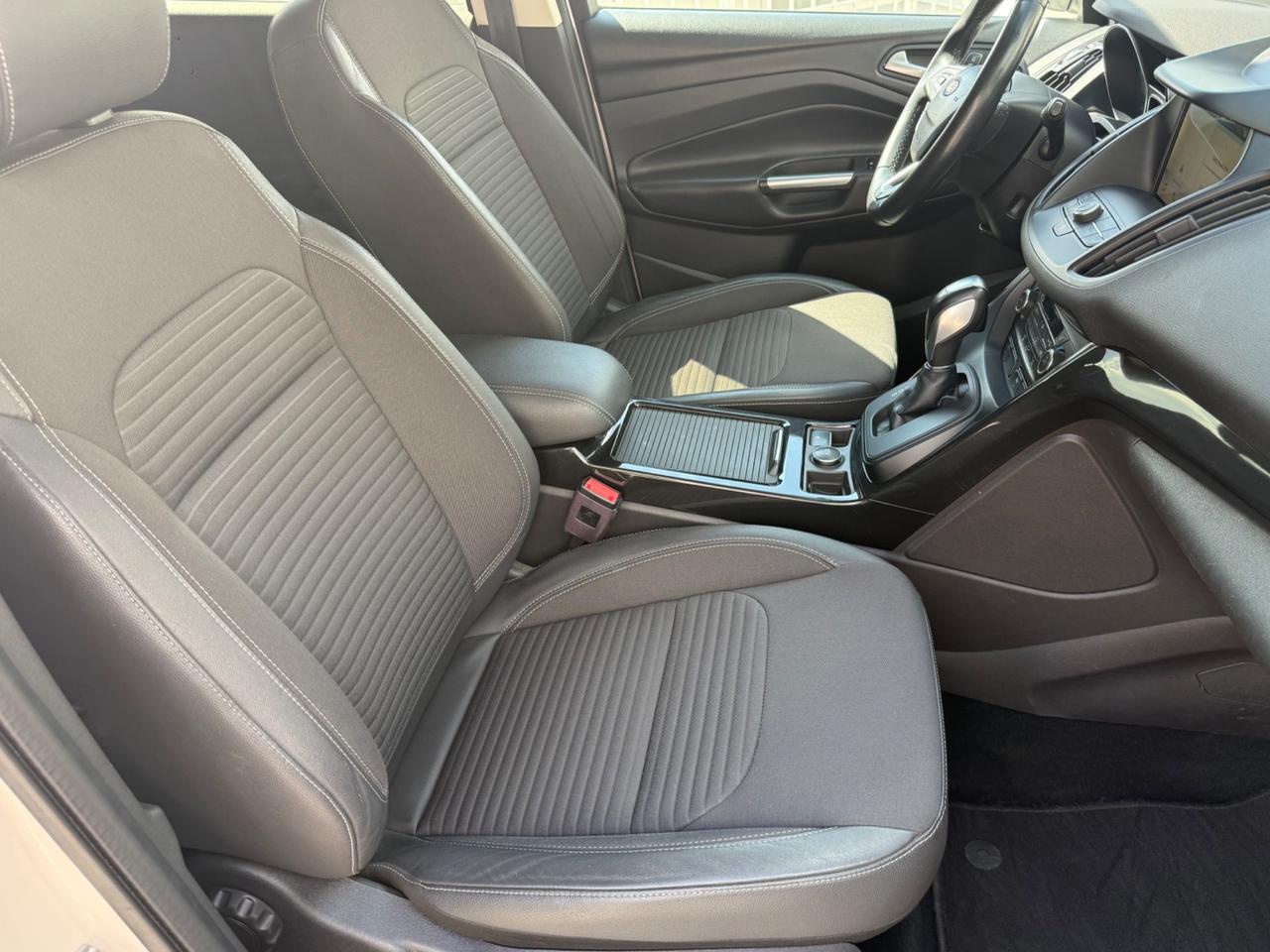 Ford Kuga 1.5 TDCI 120 CV Automatica Edition