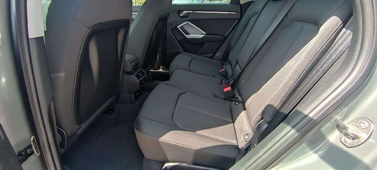 Audi Q3 SPB 35 TDI S tronic Business Plus