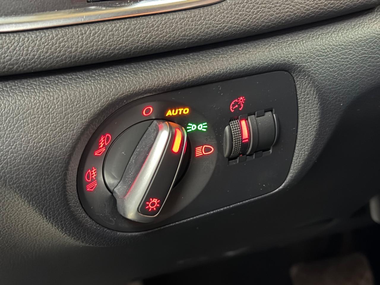 Audi Q3 2.0 TDI 177cv QUATTRO - GARANZIA 12 MESI