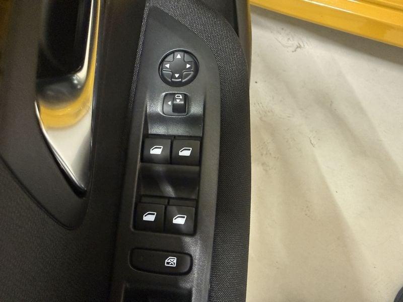 Peugeot 208 208 PureTech 75CV S&S 5Pt Active Pack