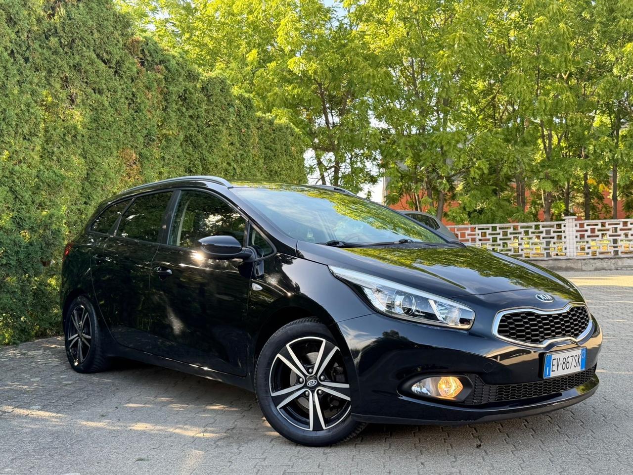 Kia Ceed cee'd 1.4 CRDi 5 porte Cool