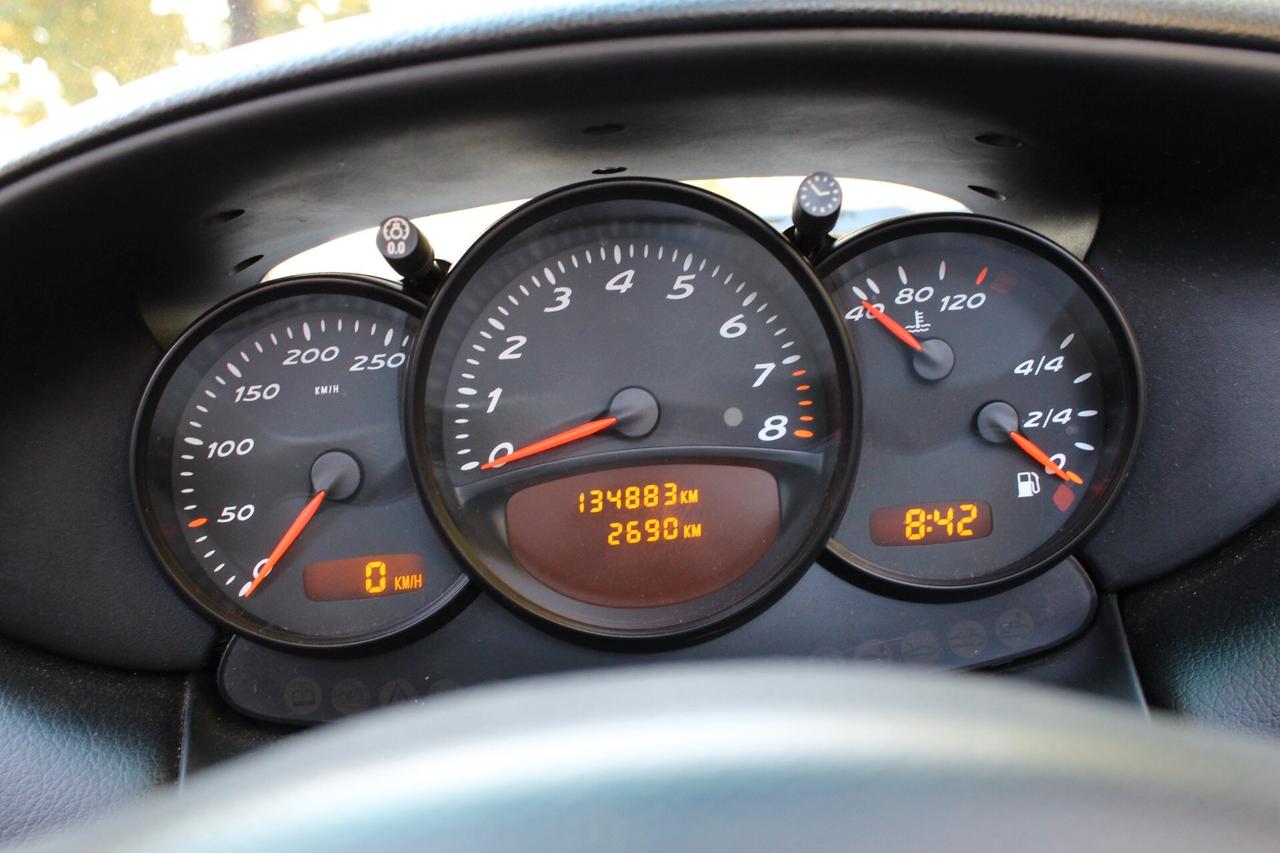Porsche Boxster 2.7i 24V cat