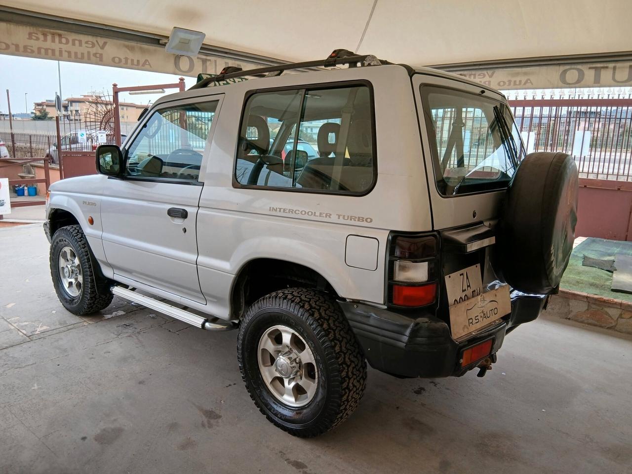 Mitsubishi Pajero 2.5 TDI 3p gancio traino 98