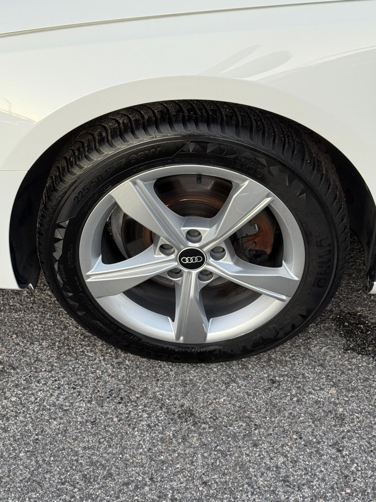 A4 Avant 2.0 TDI/IVA ESP/UNIPRO/S-LINE/PERMUTE