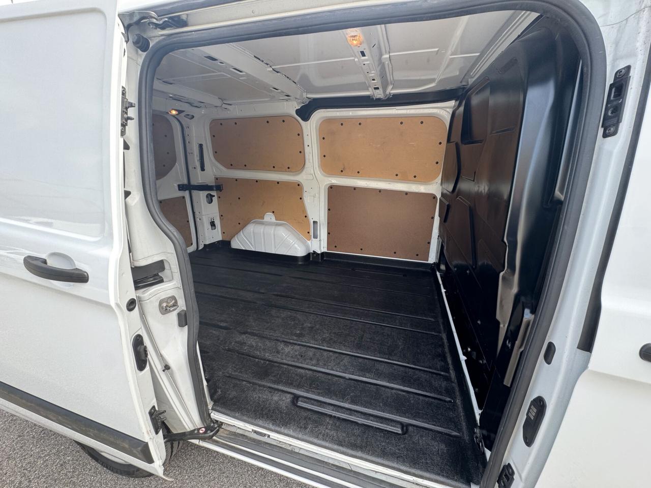 Ford Transit Custom Van 2.0TDCi1 30CV L1 H1 Manuale