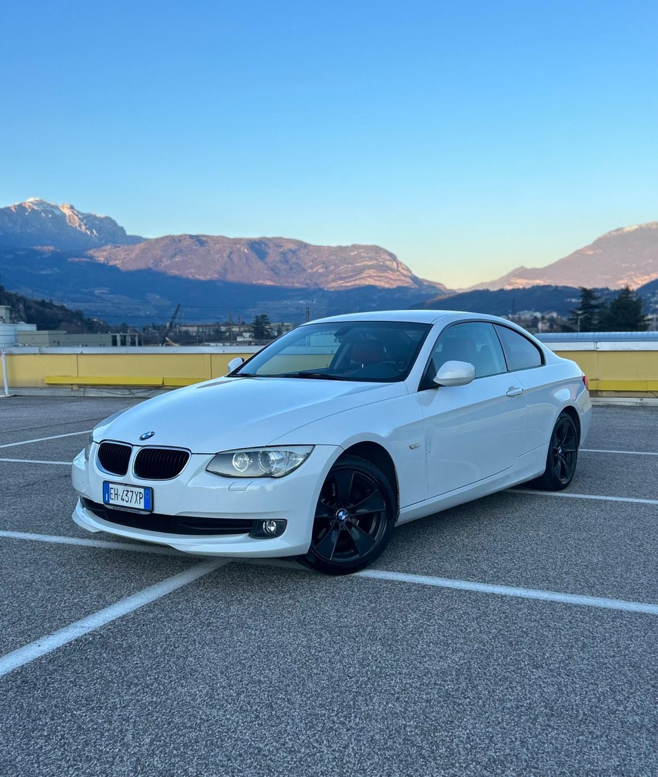 Bmw 320d xDrive cat Coupé(e92) MSport UNICA