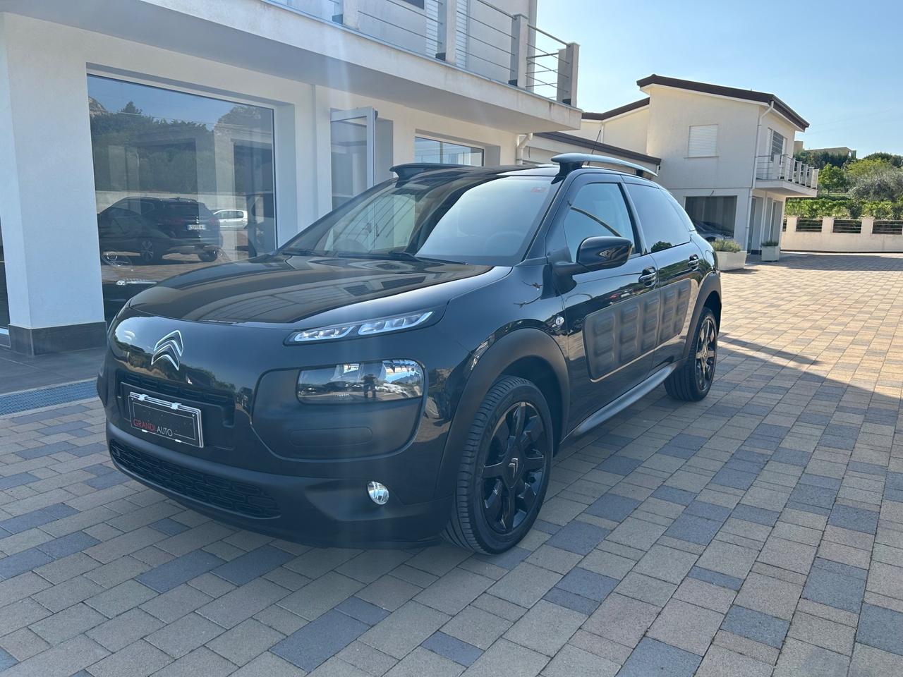 Citroen C4 Cactus BlueHDi 100 S&S Shine