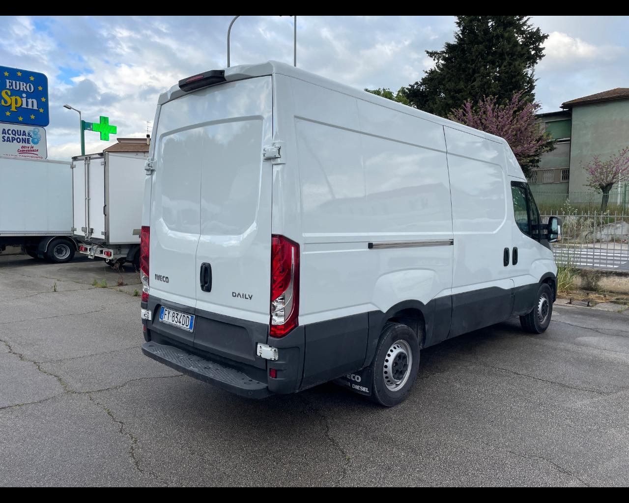 IVECO Daily (2014-->) Daily 35S16SV 2.3HPT PM-SL-TM Furgone