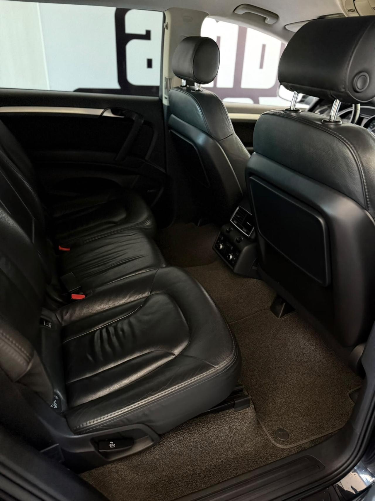 Audi Q7 3.0 V6 TDI 233CV quattro 7 Posti