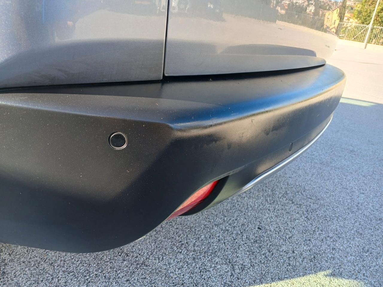 Peugeot 2008 1.6 BLUEHDi 100 ALLURE 2016