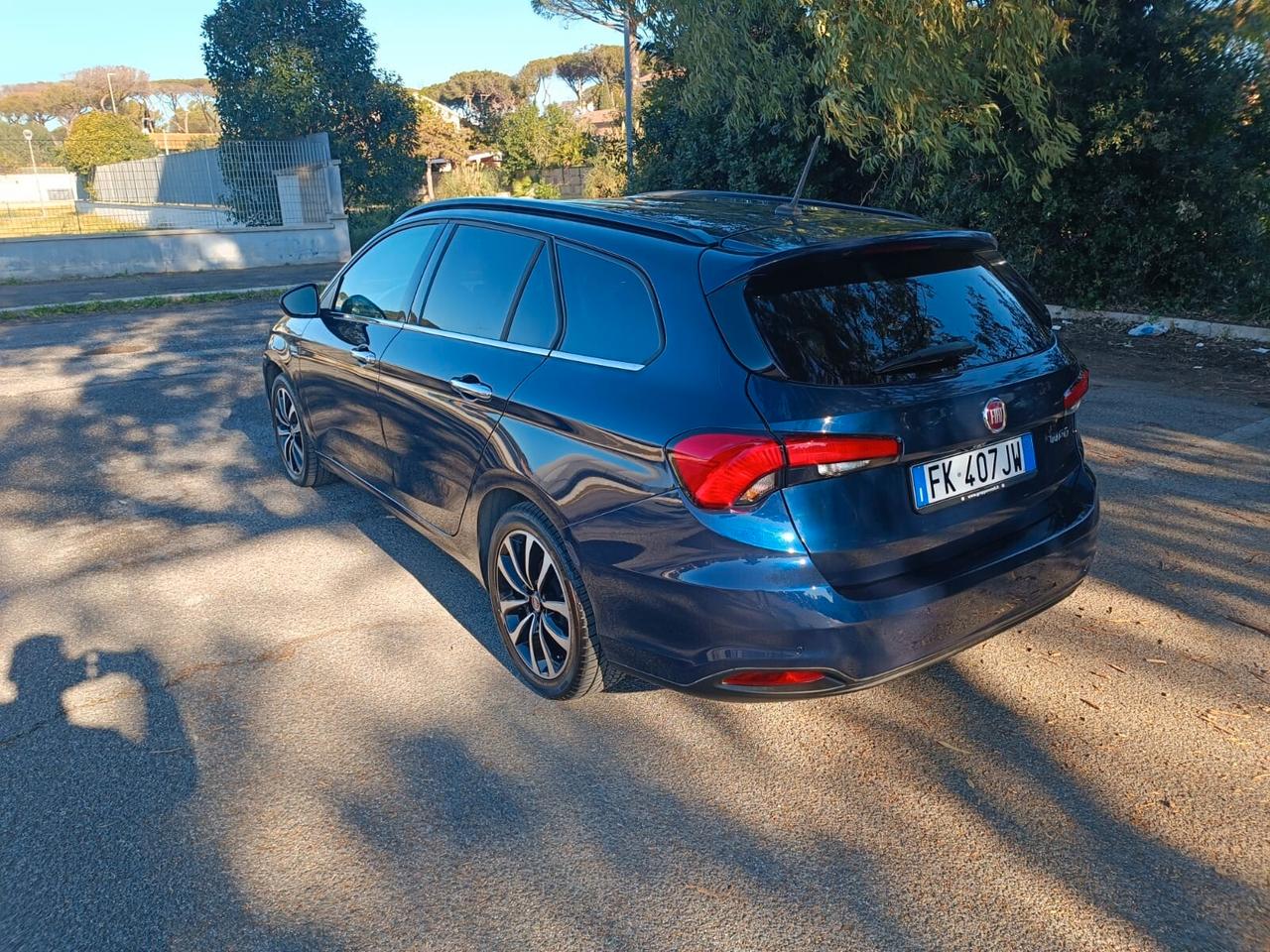 Fiat Tipo 1.6 Mjt S&S DCT SW Lounge TECH