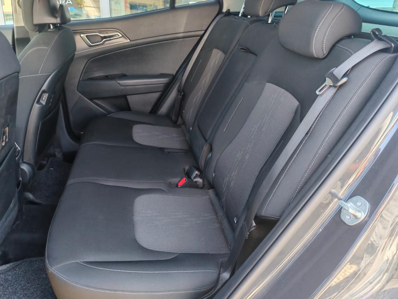 Kia Sportage 1.6 TGDi HEV AT Style