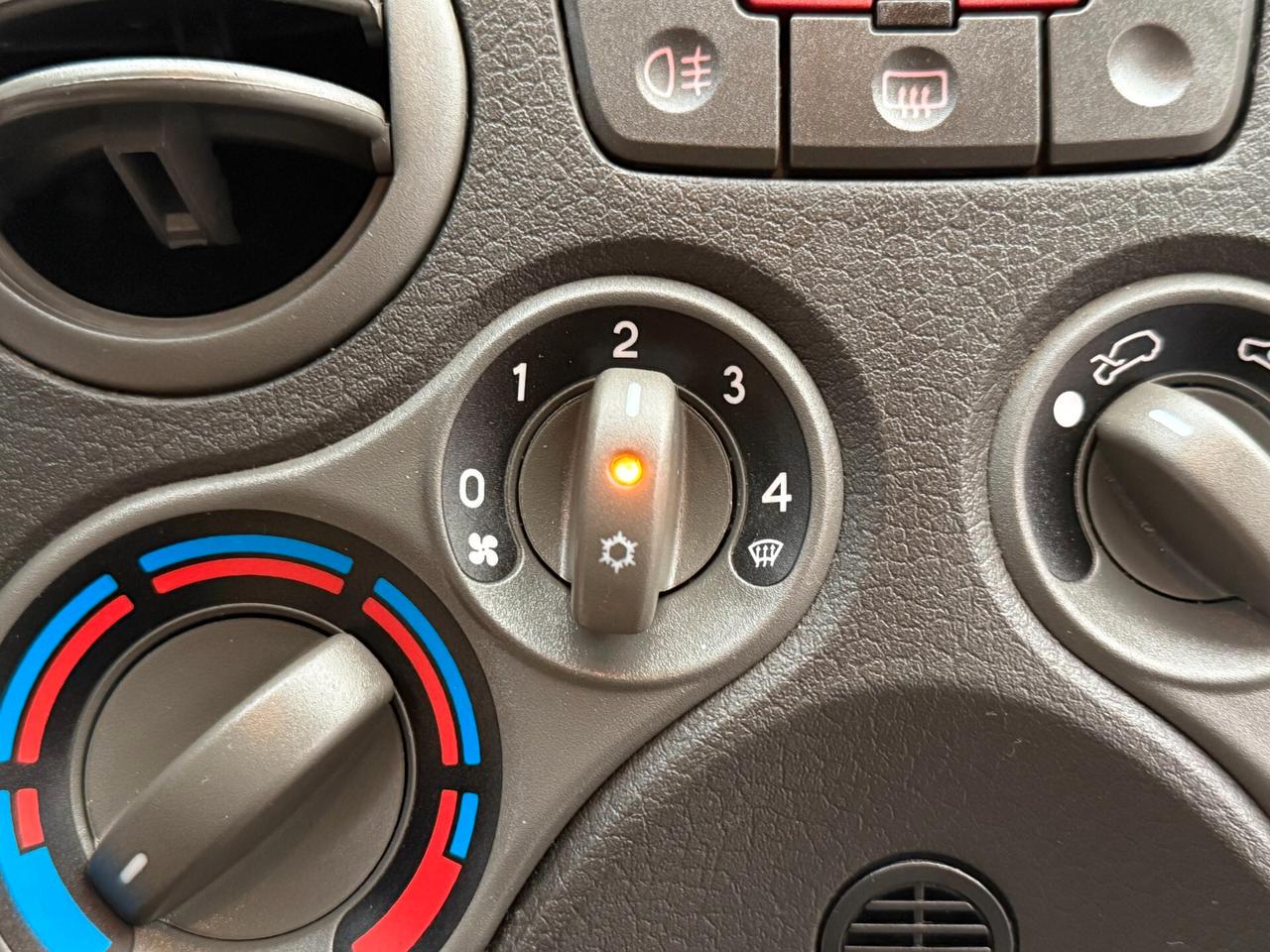 Fiat Panda 1.3 MJT 75CV Dynamic UNICOPROPR - 2011