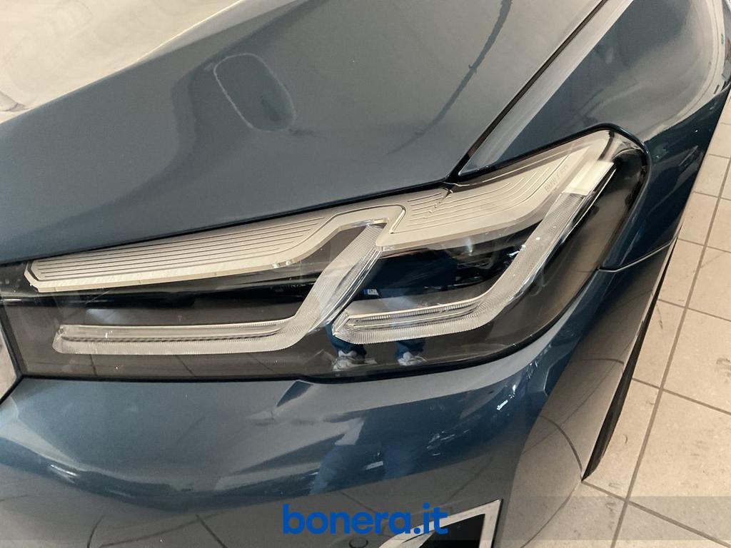 BMW Serie 5 Touring 520 d Mild Hybrid 48V Luxury Steptronic