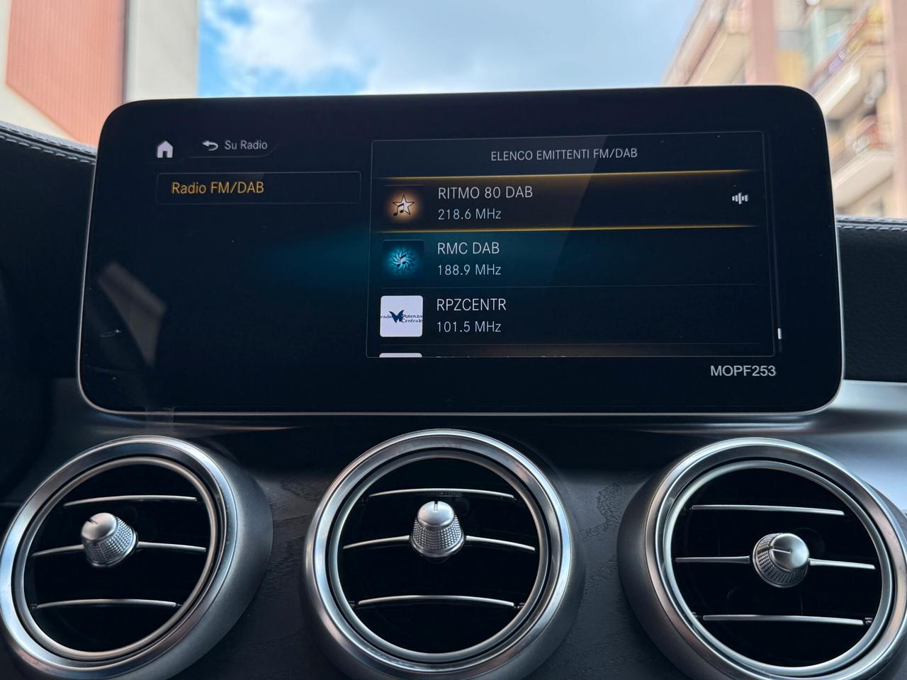 MERCEDES-BENZ GLC 300D PREMIUM PLUS 4MATIC FULL