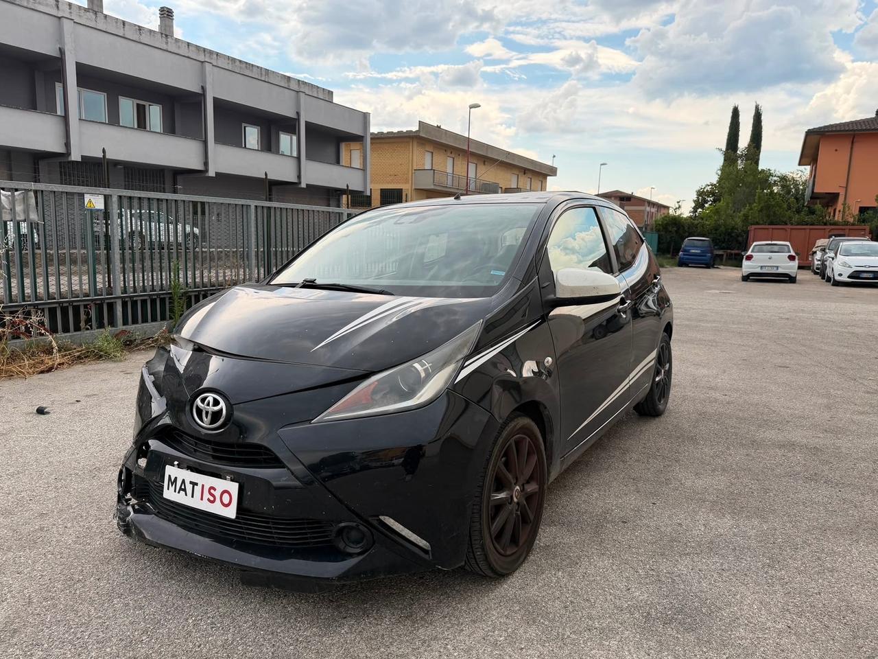 Toyota Aygo 1.0 VVT-i AUTO INCIDENTATA 99000 KM