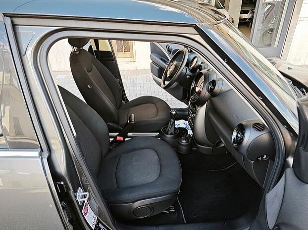 MINI Countryman Cooper 1.6 D - 2013