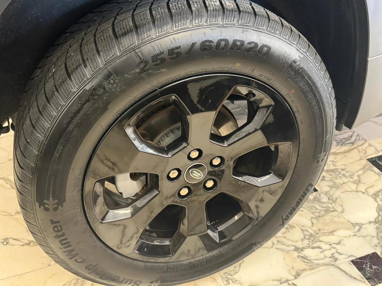 Land Rover Defender 110 3.0D I6 200 CV AWD Auto SE