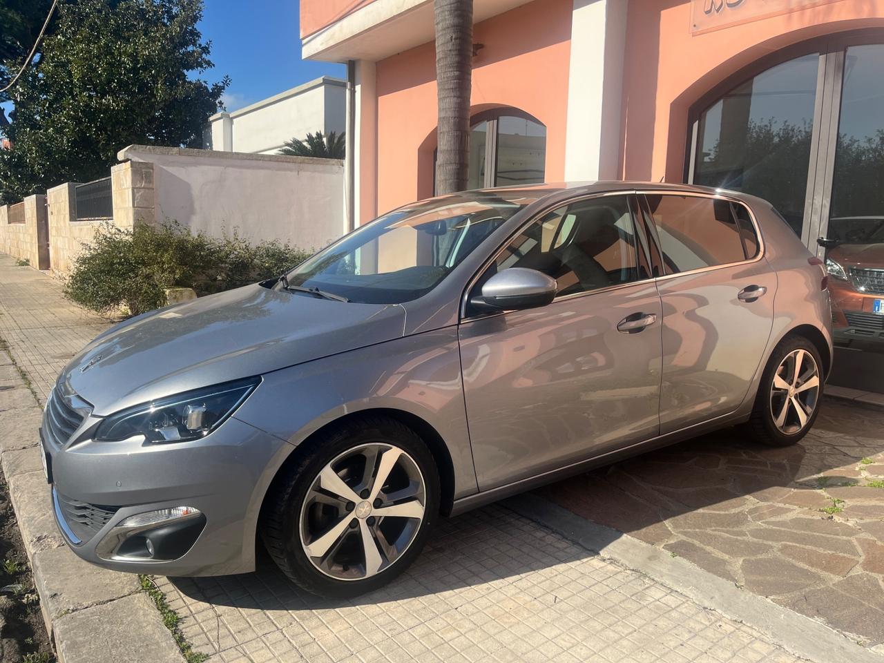 Peugeot 308 PureTech Turbo 130 S&S Allure