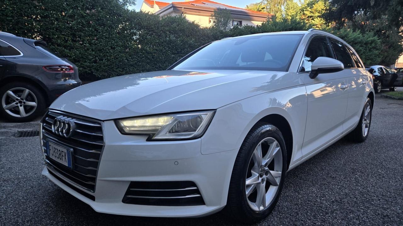 Audi A4 Avant 2.0 TDI 122 CV S tronic Business Spo