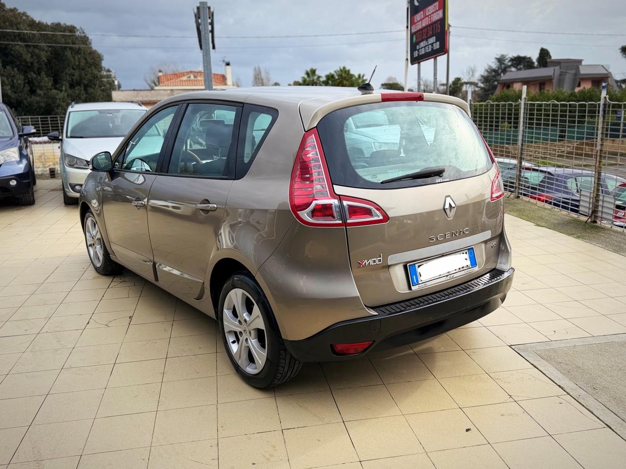Renault Scenic Scénic X-Mod 1.9 dCi 130CV Luxe Garanzia 12 Mesi