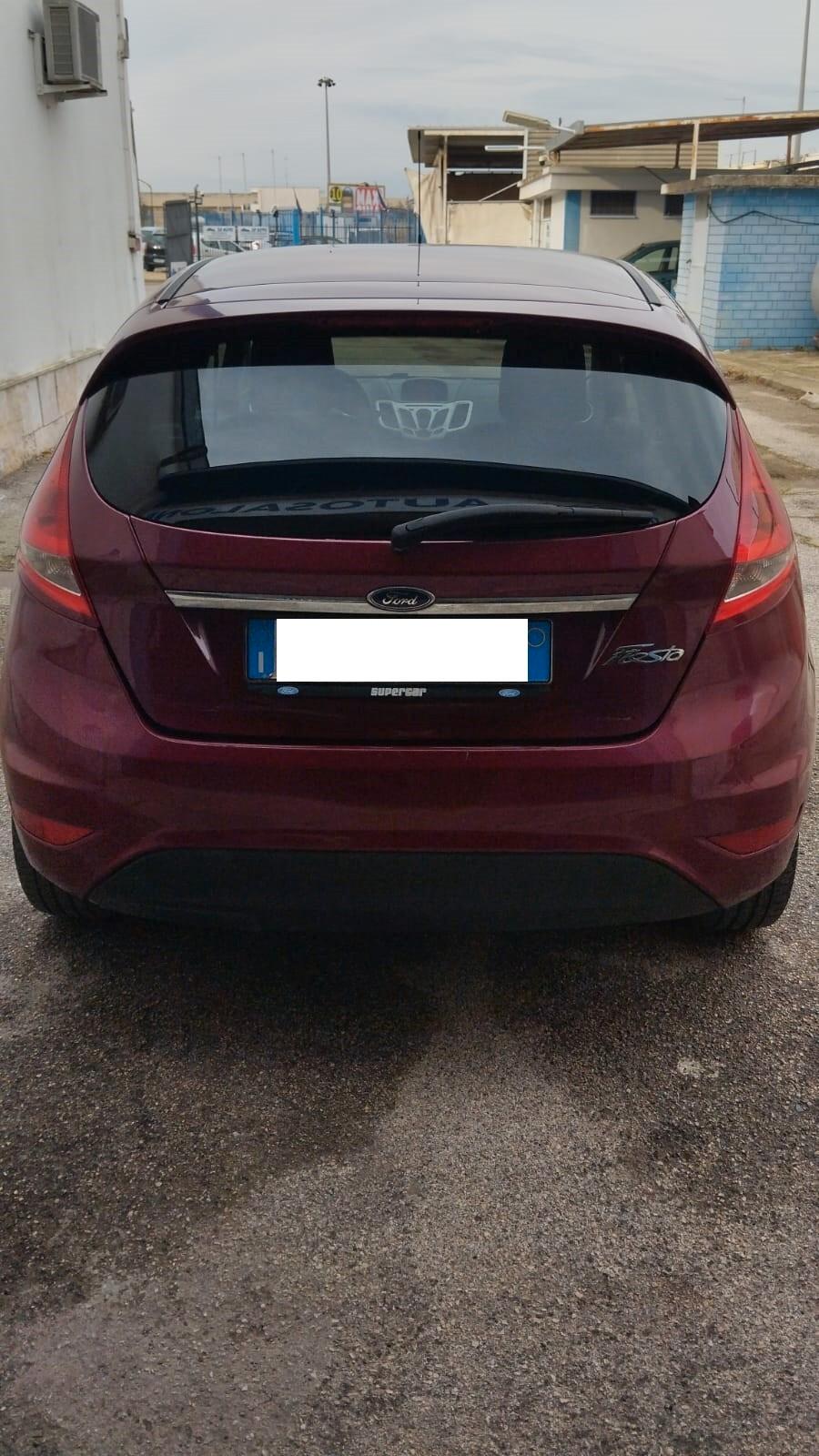 Ford Fiesta 1.2 82 CV 5 porte Titanium