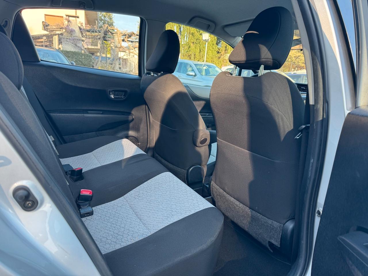 Toyota Yaris 1.3 5 porte Active