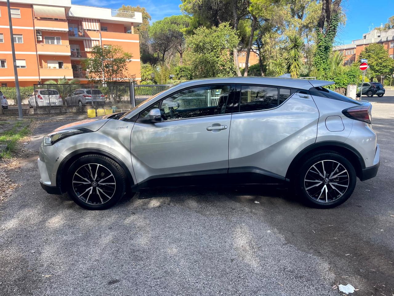 Toyota C-HR 1.8 Hybrid E-CVT Lounge UFFICIALE GARANZIA