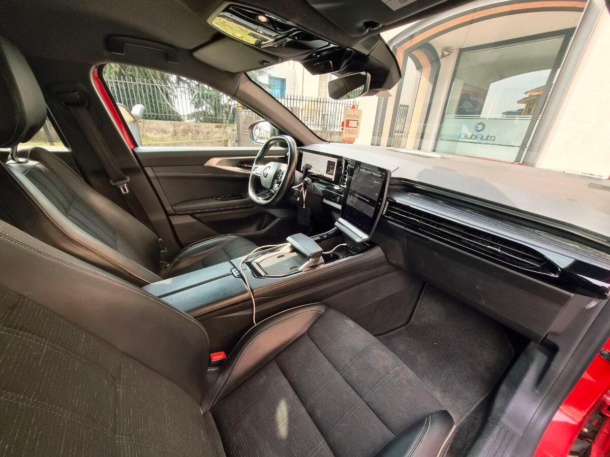 Renault Austral 1.2 E-Tech full hybrid Iconic Esprit Alpine 200cv auto