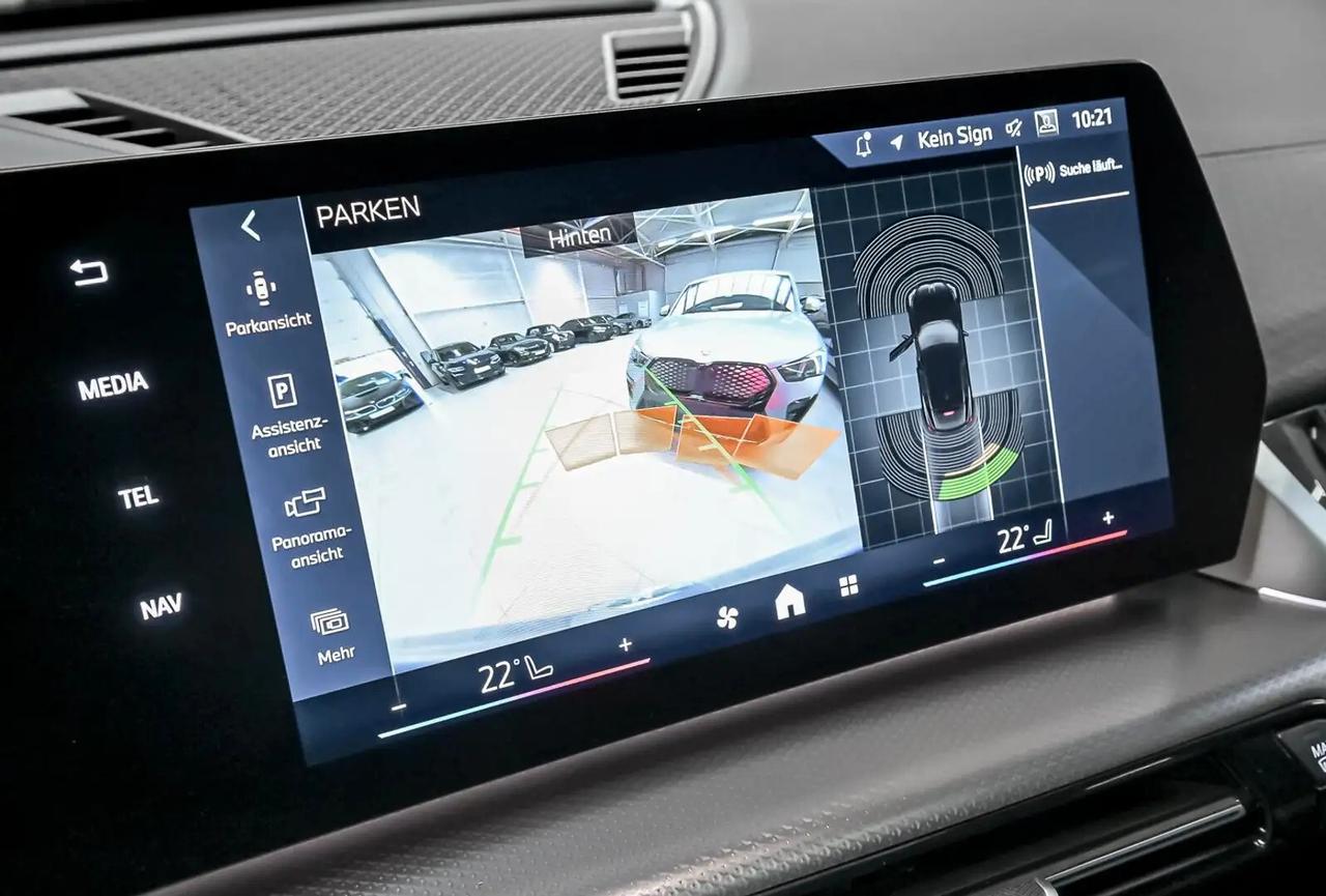 BMW X2 NEW 18D 150CV STEPTRONIC 48V S-DRIVE MSPORT ( FARI LED ADATTIVI - TETTO PANORAMICO APR. - CURVED DISPLAY - PELLE - CRUISE - NAVI - MIRROR - PARK ASSISTANT - TELECAMERA POST. - CERCHI 19 )