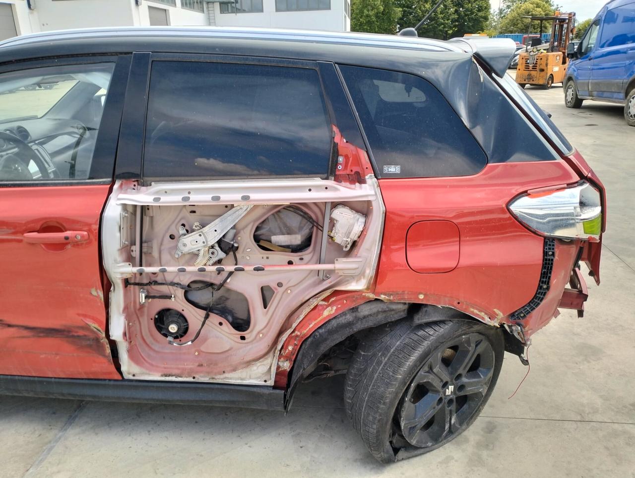 Suzuki Vitara 1.6 DDiS 4WD AllGrip - SINISTRATA