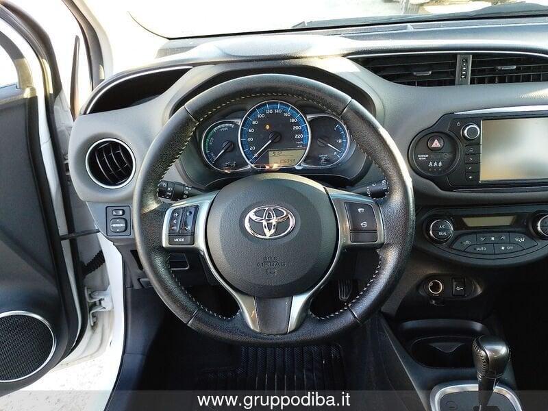 Toyota Yaris III 2015 Benzina 5p 1.5h Active my16