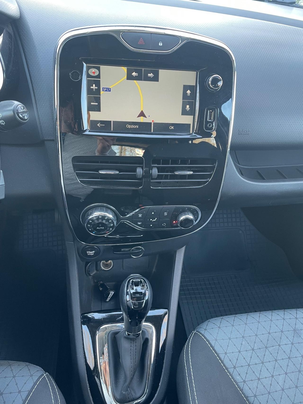 Renault Clio Sporter 1.5 dCi 8V 90CV *Automatik*Navi*