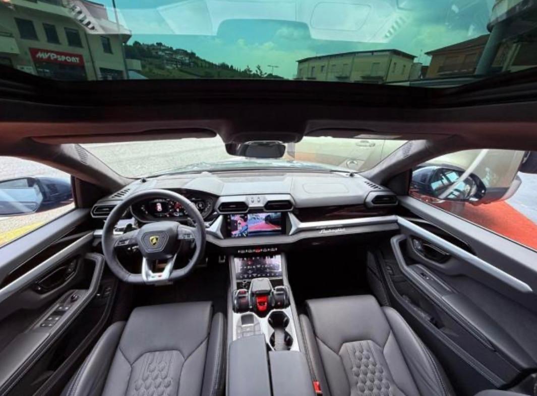 LAMBORGHINI Urus 4.0 SE PLUG-IN 800 CV