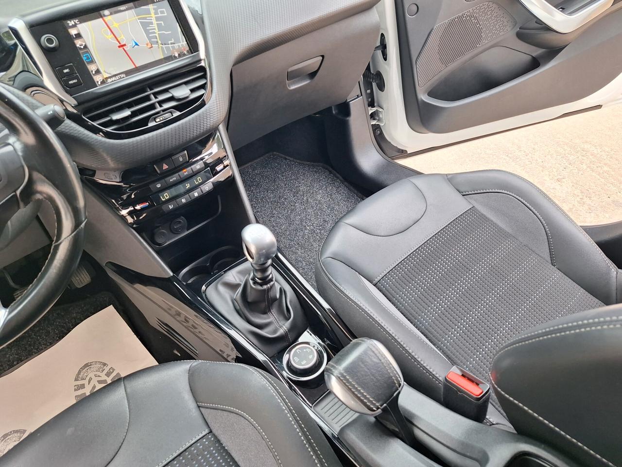 Peugeot 2008 BlueHDi 120 cv Allure PERFETTA