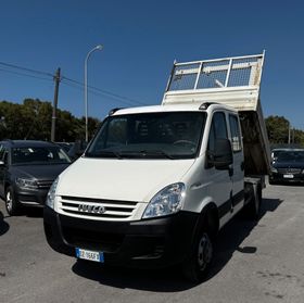 2008 Iveco Daily ribaltabile con gru